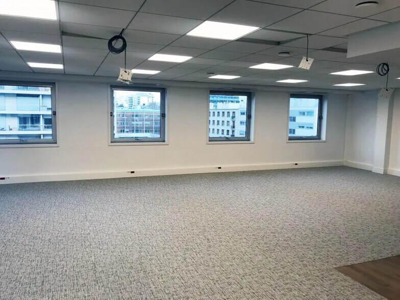 13 Bis Rue De L'Abreuvoir, Courbevoie à louer - Photo de l’immeuble – Image 3 sur 4