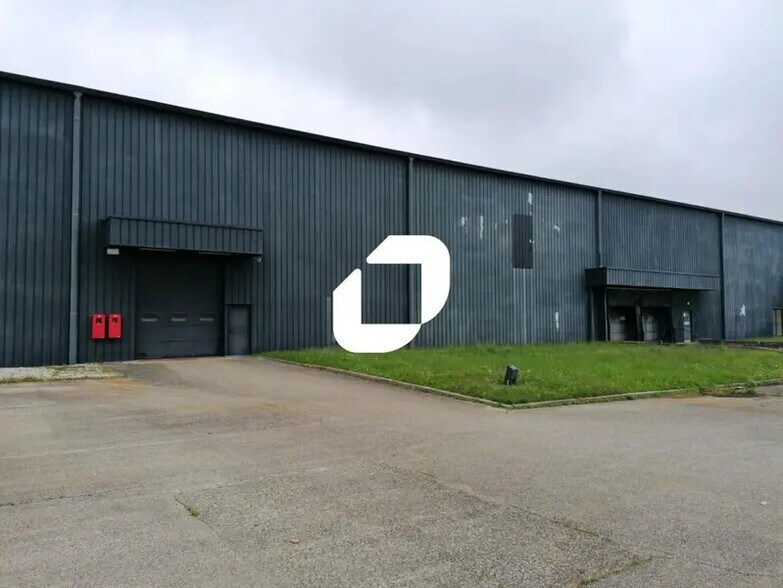 772 Rue De L'Industrie, Saint-André-de-Corcy à louer - Photo de l’immeuble – Image 3 sur 10