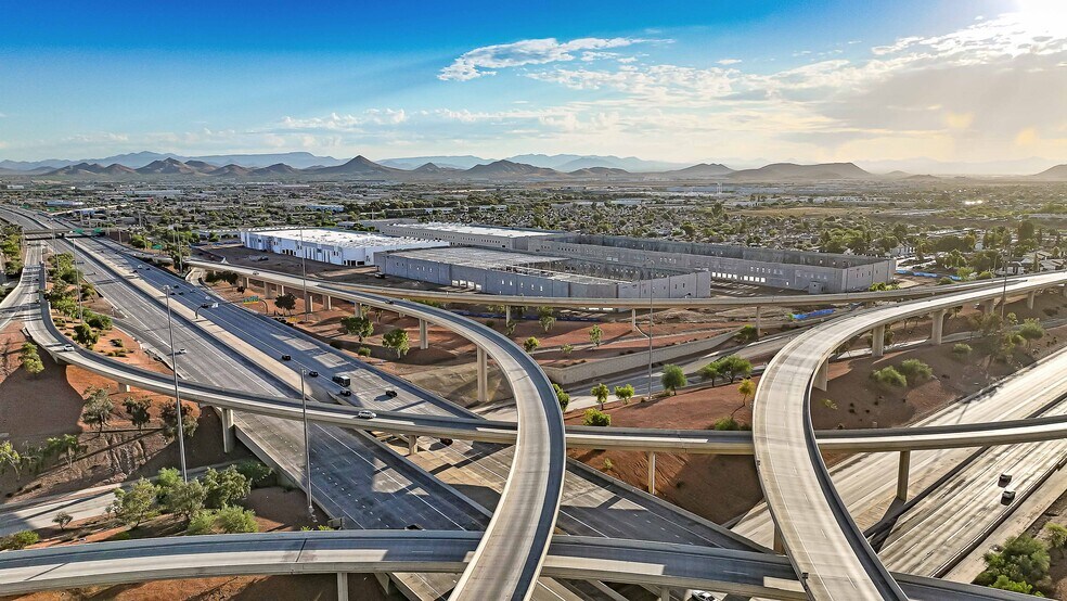 2402 Beardsley Rd, Phoenix, AZ à louer - Photo de la ville – Image 3 sur 4