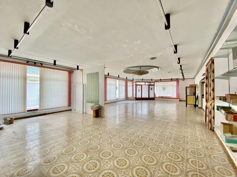 Local commercial dans Aspe à vendre - Photo de l’immeuble – Image 2 sur 21
