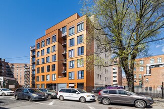 Plus de détails pour 138-25 Barclay Ave, Flushing, NY - Logement à vendre