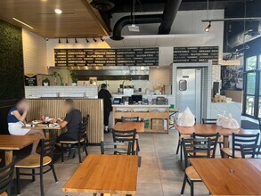 2438 W Anderson Ln, Austin, TX à louer Photo intérieure– Image 1 sur 6