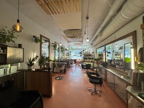 2019-2023 Riverside Dr, Los Angeles, CA à louer Photo de l’immeuble– Image 2 sur 10