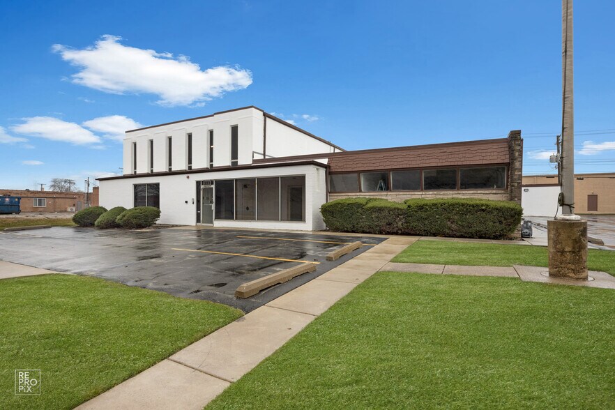 223 Interstate Rd, Addison, IL à louer - Photo de l’immeuble – Image 3 sur 29