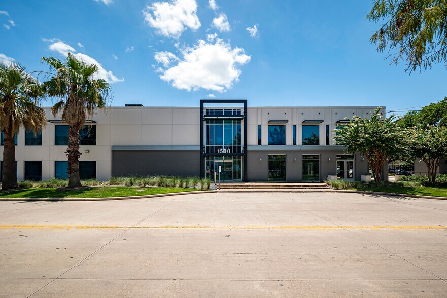 1500 McGowen St, Houston, TX à louer - Photo de l’immeuble – Image 1 sur 29