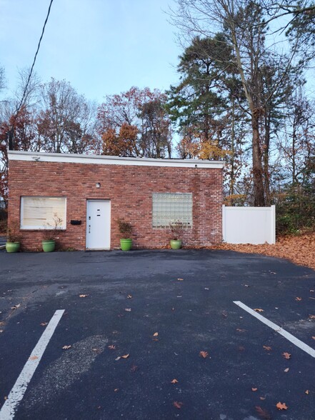 43 Mays Landing Rd, Somers Point, NJ à louer - Photo de l’immeuble – Image 1 sur 14