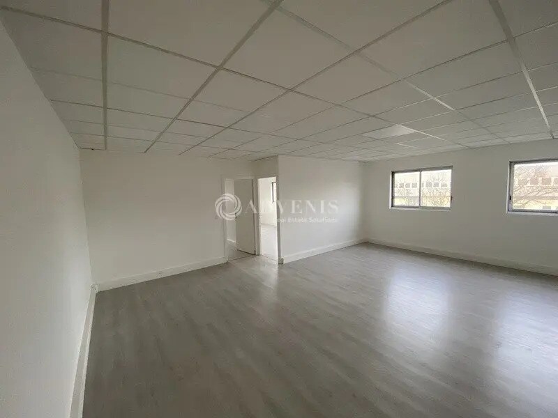 Bureau dans Trappes à vendre Photo intérieure– Image 1 sur 9