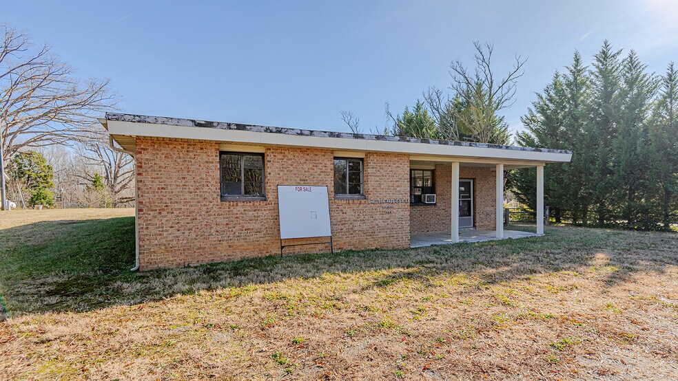 3043 US Highway 158 W, Yanceyville, NC à vendre - Photo de l’immeuble – Image 2 sur 22