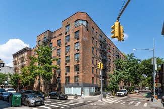 Plus de détails pour 350-364 Bleecker St, New York, NY - Local commercial à louer