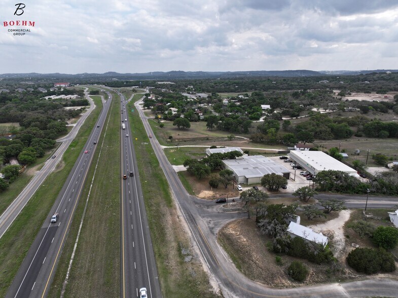 103 Ranger Dr, Boerne, TX à louer - Photo de l’immeuble – Image 3 sur 19