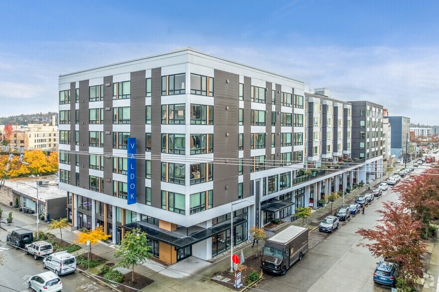1701 NW 56th St, Seattle, WA à louer - Photo de l’immeuble – Image 2 sur 4