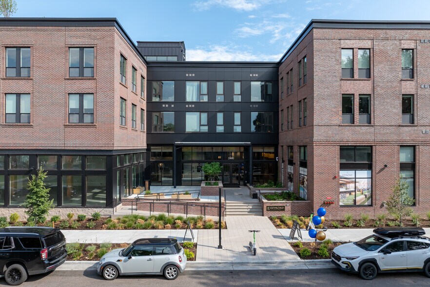 2420 Arapahoe St, Denver, CO à louer - Photo de l’immeuble – Image 3 sur 9