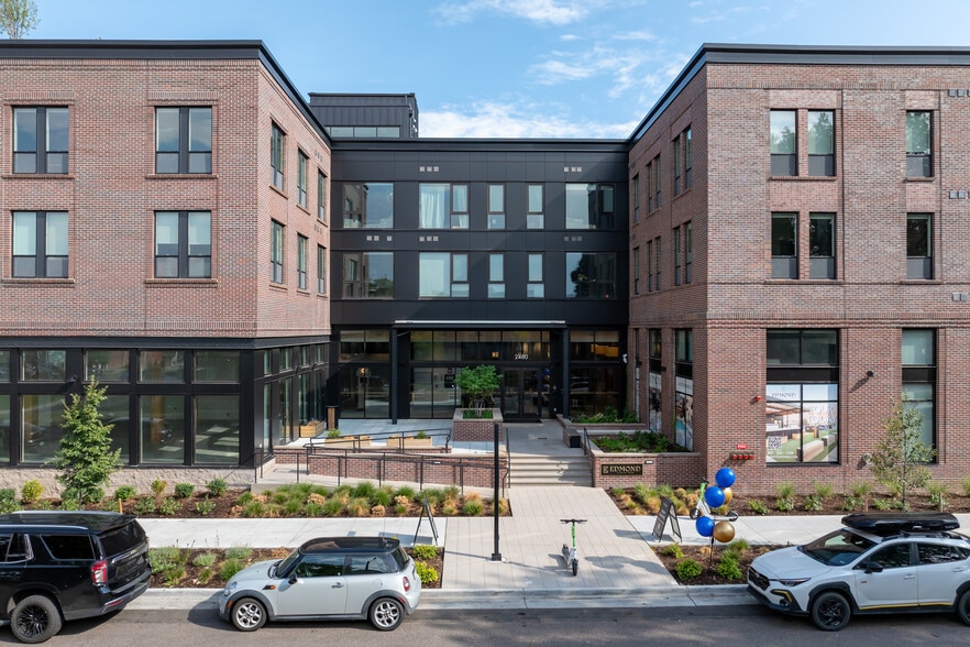 2480 Arapahoe St, Denver, CO à louer - Photo de l’immeuble – Image 3 sur 9