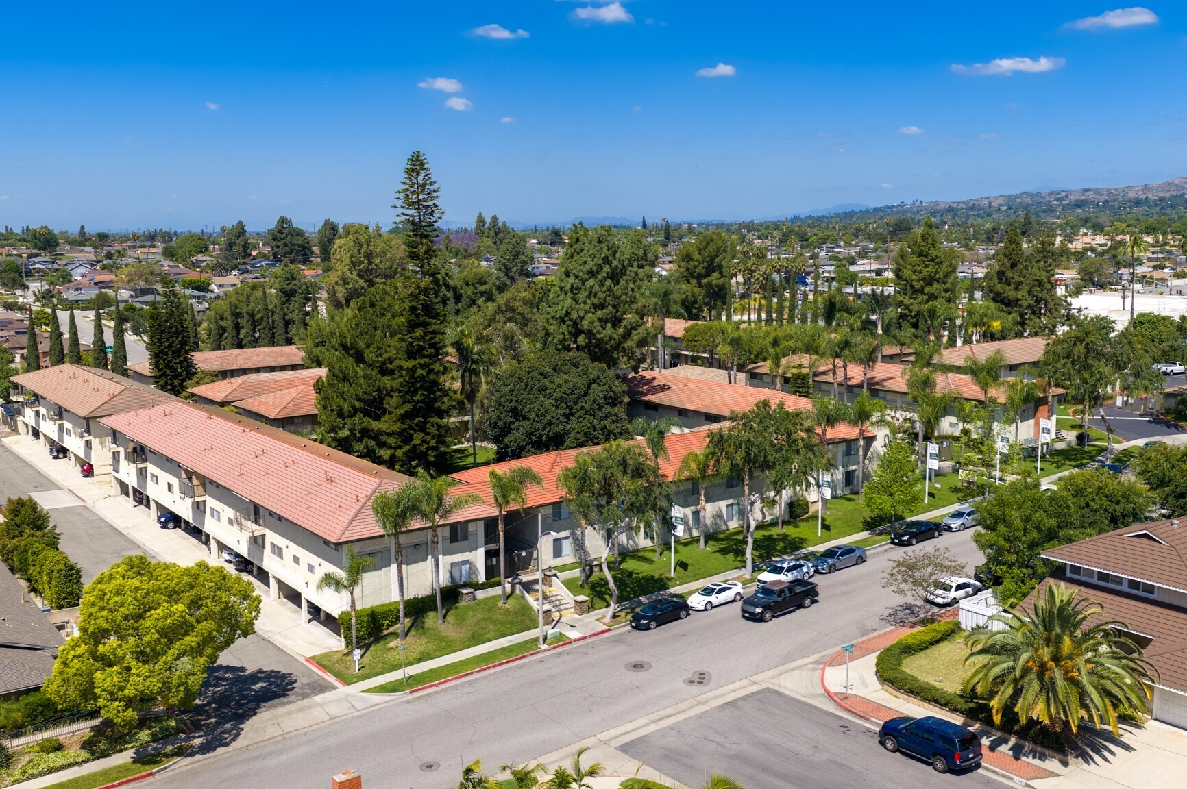 861 S Glencliff St, La Habra, CA à vendre Photo principale– Image 1 sur 36