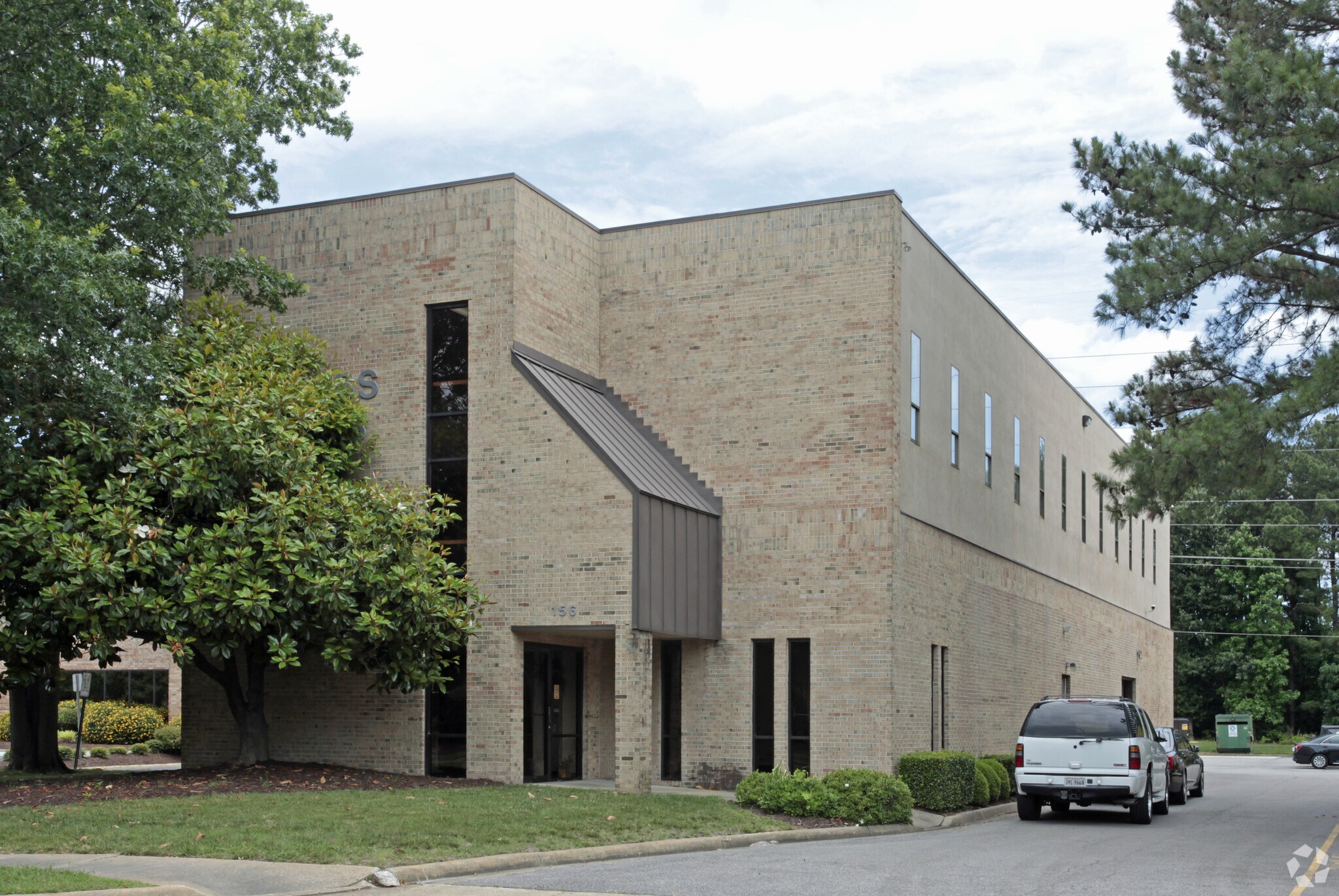 156 Business Park Dr, Virginia Beach, VA à vendre Photo principale– Image 1 sur 8