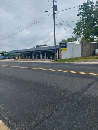 Plus de détails pour 320 Summit Ave, Watertown, WI - Local commercial à louer