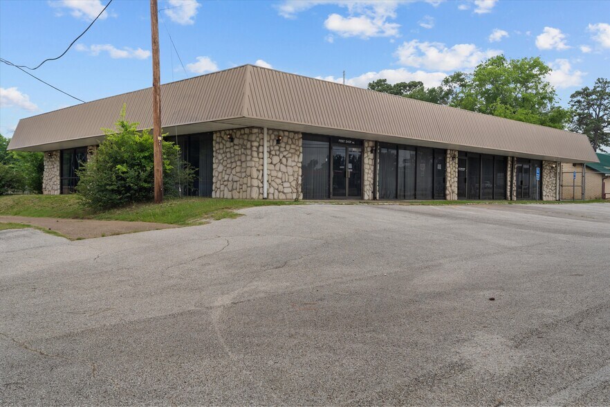 1528 Nnw Loop 323, Tyler, TX à vendre - Photo de l’immeuble – Image 3 sur 13