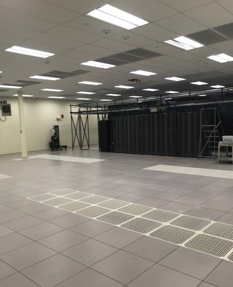 8701-8799 Brooklyn Blvd, Brooklyn Park, MN à louer - Autre – Image 3 sur 6