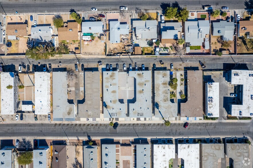 2417 Sunrise Ave, Las Vegas, NV à vendre - Photo de l’immeuble – Image 2 sur 2