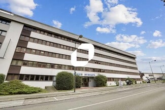 Plus de détails pour 2 Rue De Marly Le Roi, Le Chesnay-Rocquencourt - Bureau, Local d'activités à louer