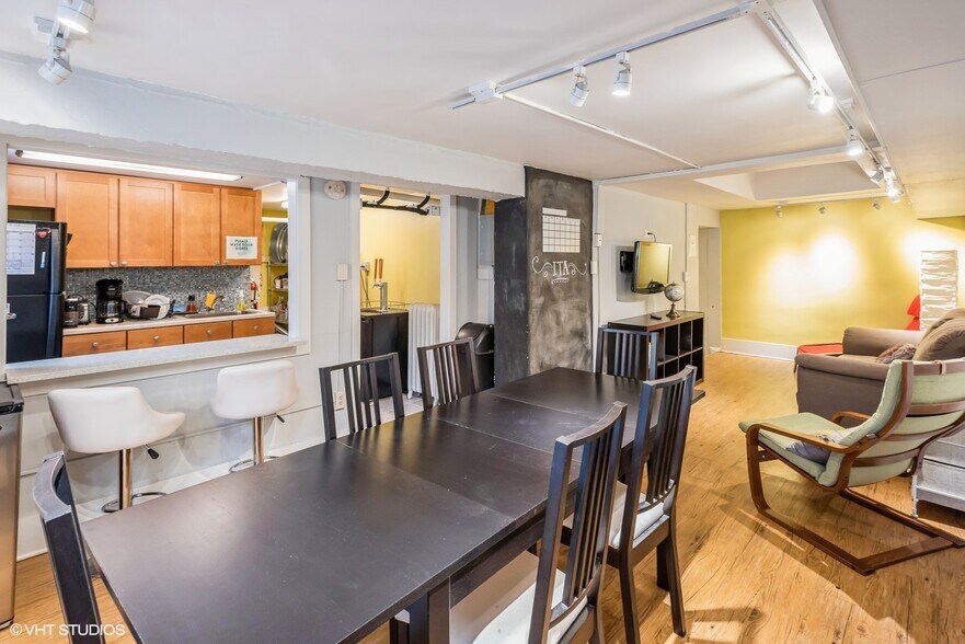 916-918 W Diversey Pky, Chicago, IL à vendre - Photo intérieure – Image 3 sur 9