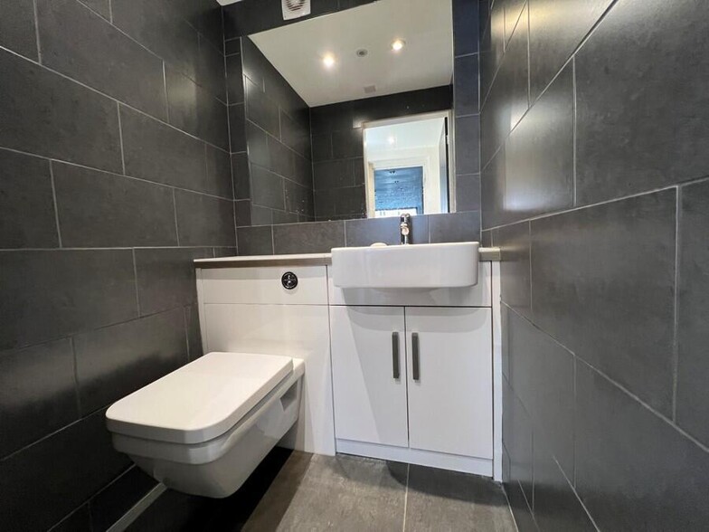 16 High St, Banstead à louer - Photo intérieure – Image 3 sur 4