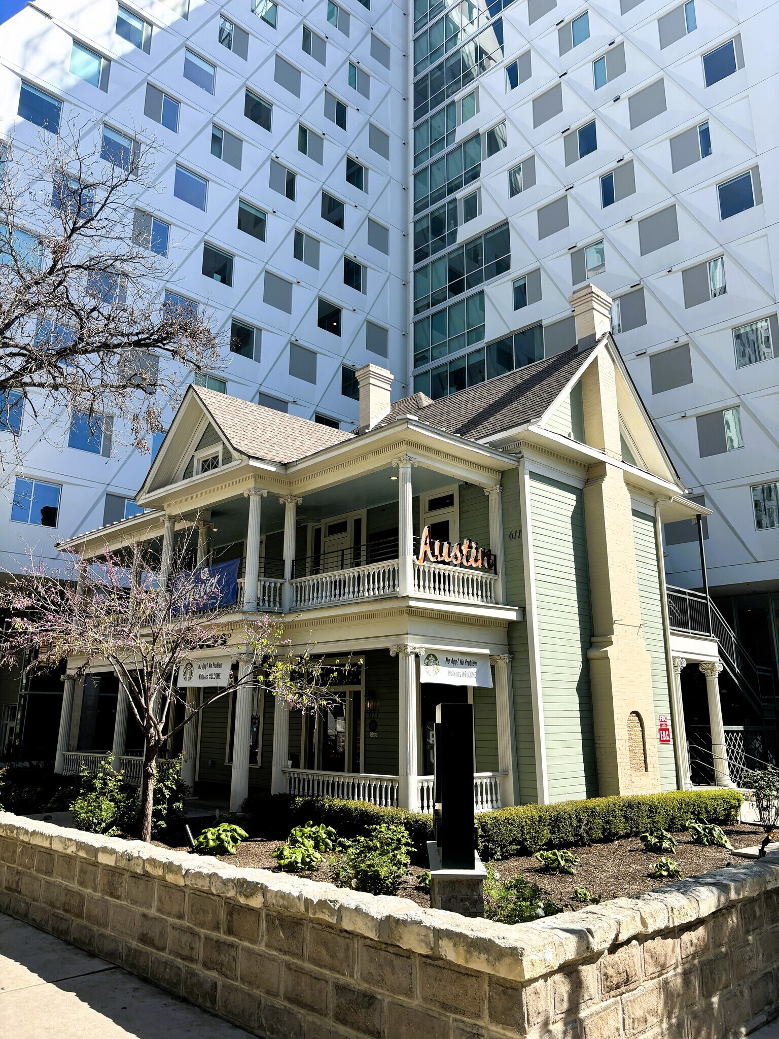 611 W 22nd St, Austin, TX à louer Photo principale– Image 1 sur 5