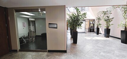 4545 Fuller Dr, Irving, TX à louer Photo intérieure– Image 1 sur 12