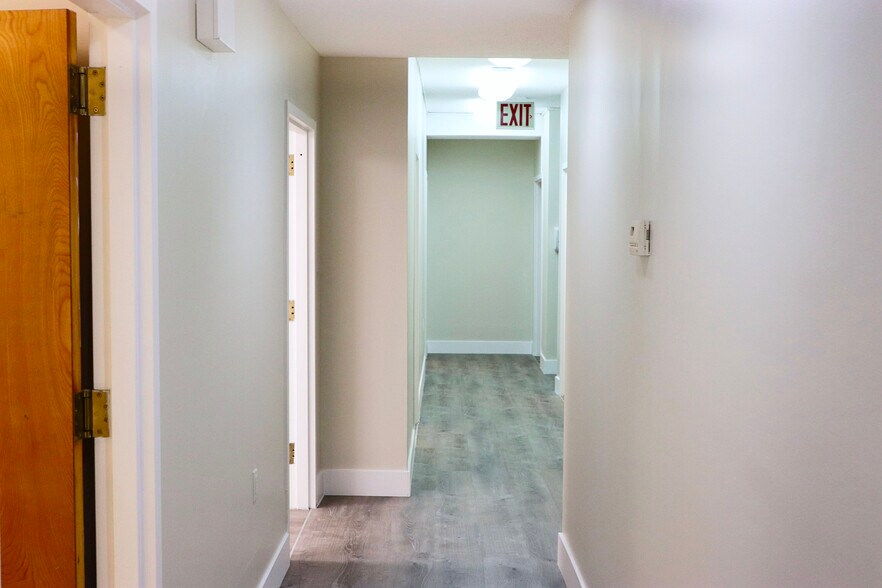 76 Battery Ave, Brooklyn, NY à louer - Photo de l’immeuble – Image 3 sur 46