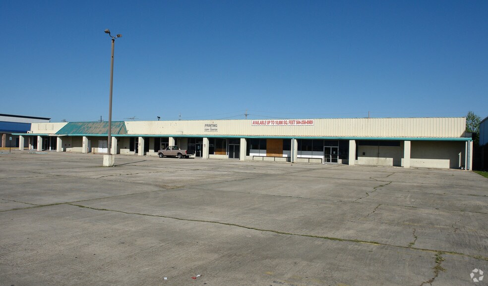 6005 Jefferson Hwy, New Orleans, LA à louer - Photo principale – Image 2 sur 4