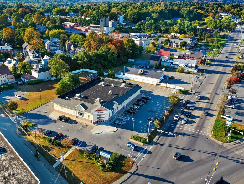 210 Main St, Waterville, ME à vendre - Photo de l’immeuble – Image 1 sur 7