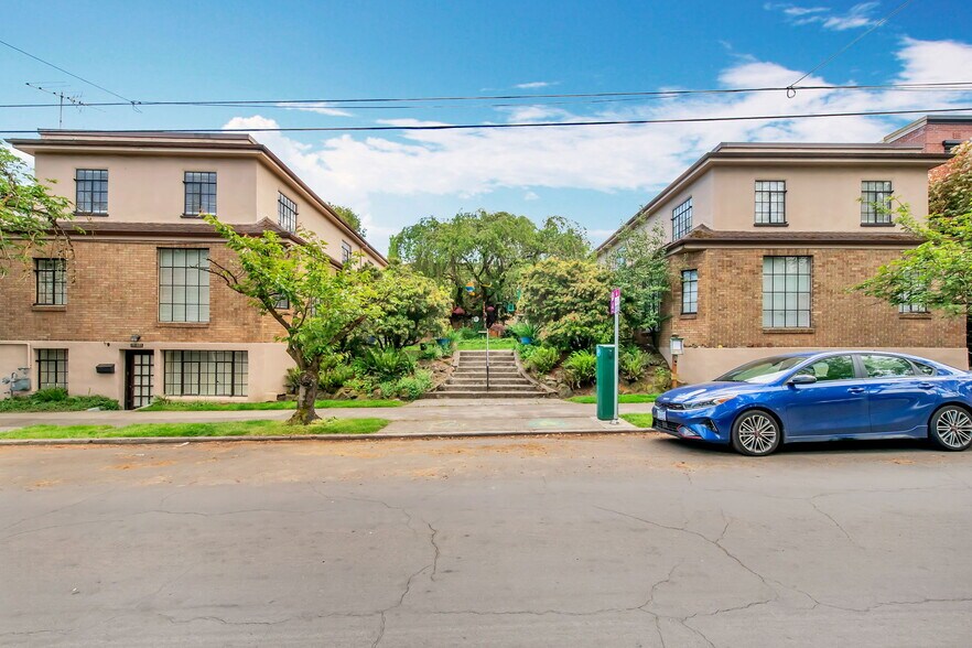 2336 NW Pettygrove St, Portland, OR à vendre - Photo de l’immeuble – Image 3 sur 14