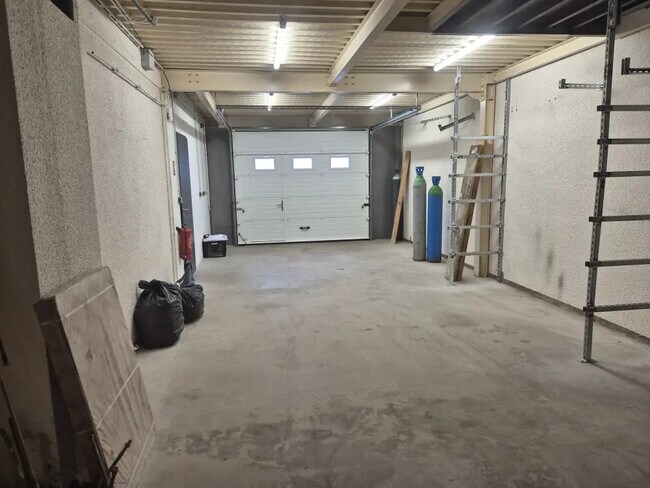 Plus de détails pour Industriel/Logistique à vendre