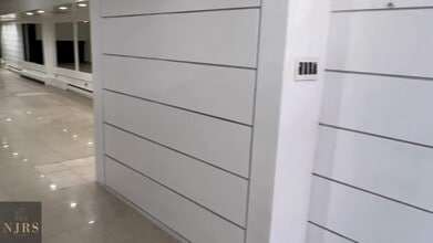 448 E 79th St, New York, NY à louer - Vidéo sur l’annonce professionnelle 