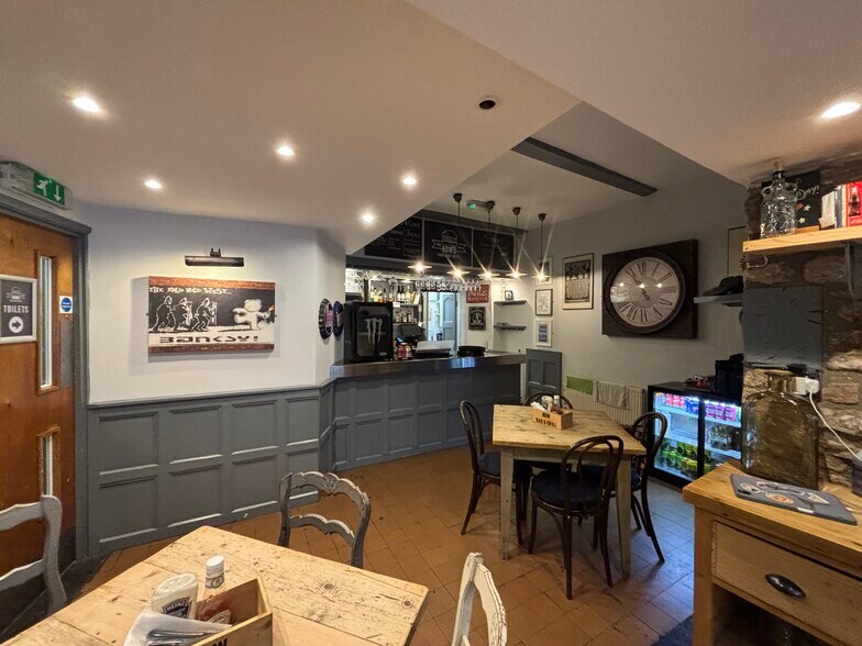 7 Sadler St, Wells à vendre - Photo de l’immeuble – Image 3 sur 9