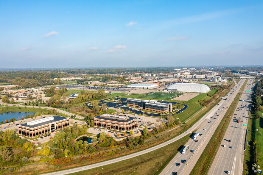 17430-17436 College Pky, Livonia, MI à louer - Aérien – Image 2 sur 6