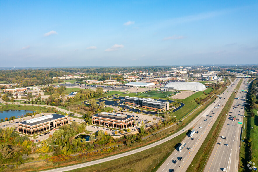 17430-17436 College Pky, Livonia, MI à louer - Aérien – Image 2 sur 6