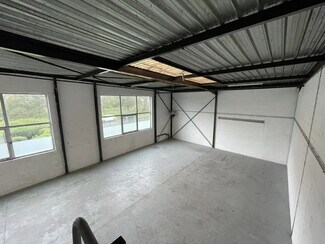 Plus de détails pour Bureau, Local d'activités à louer