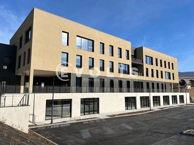 Plus de détails pour 17 Rue De Paris, Tarare - Local d’activités à vendre