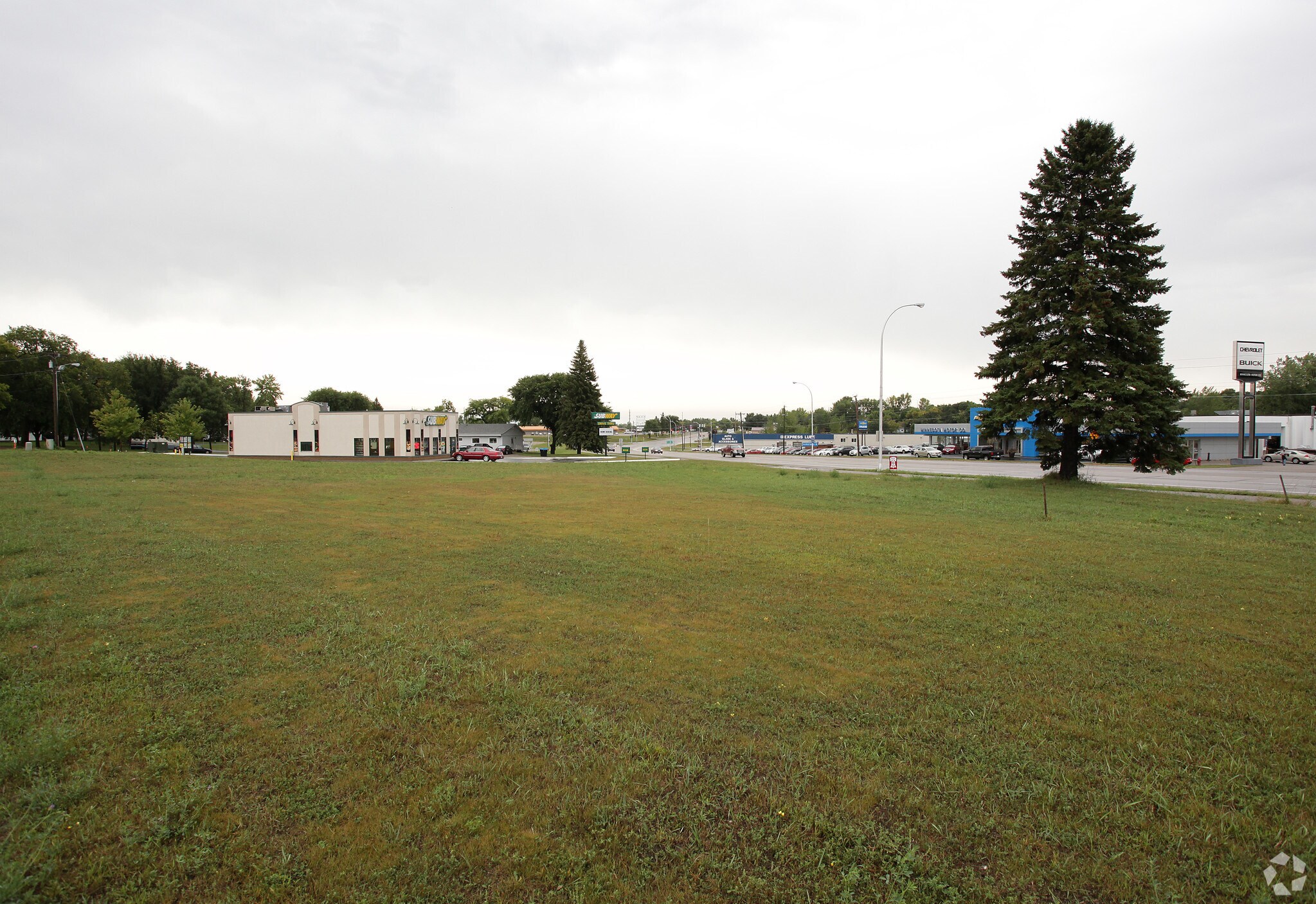 1101 Pebble Lake Rd, Fergus Falls, MN à vendre Photo principale– Image 1 sur 2