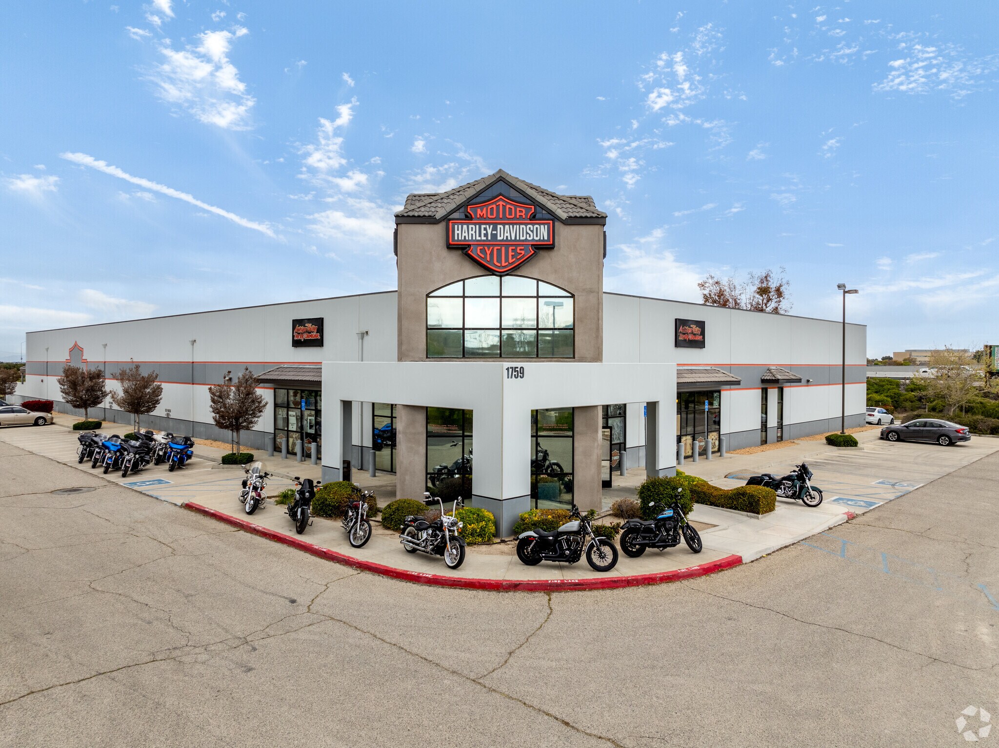1759 W Avenue J12, Lancaster, CA à vendre Photo principale– Image 1 sur 10