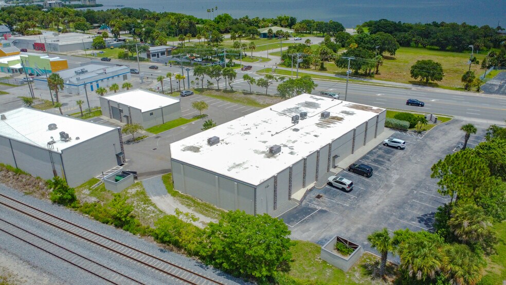 2500 S Harbor City Blvd, Melbourne, FL à vendre - Photo de l’immeuble – Image 3 sur 18