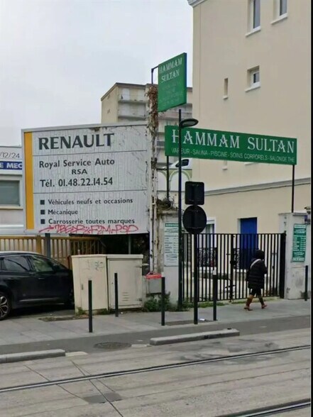 Local commercial dans Saint-Denis à louer - Photo de l’immeuble – Image 2 sur 4