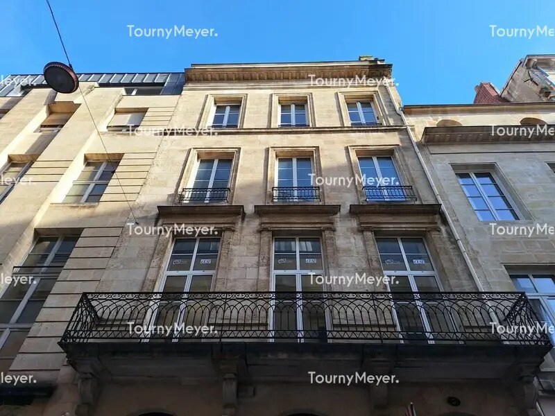 Bureau dans Bordeaux à louer Photo de l’immeuble– Image 1 sur 9
