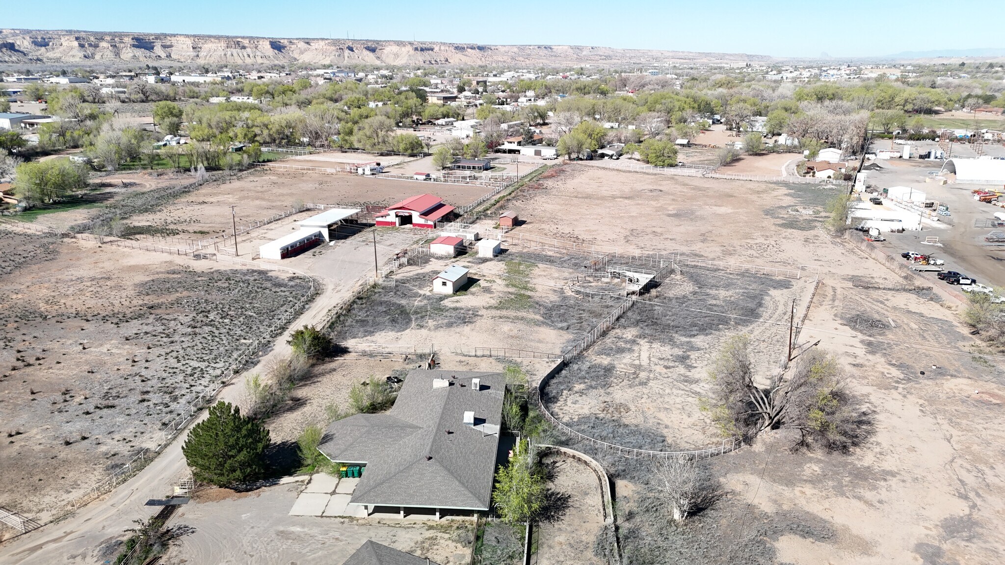 351 Browning Rd, Farmington, NM à vendre Aérien– Image 1 sur 12