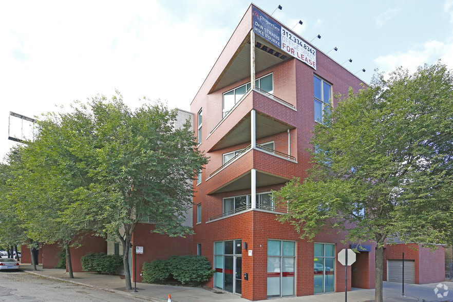 1656 N Bosworth Ave, Chicago, IL à vendre - Photo principale – Image 1 sur 19