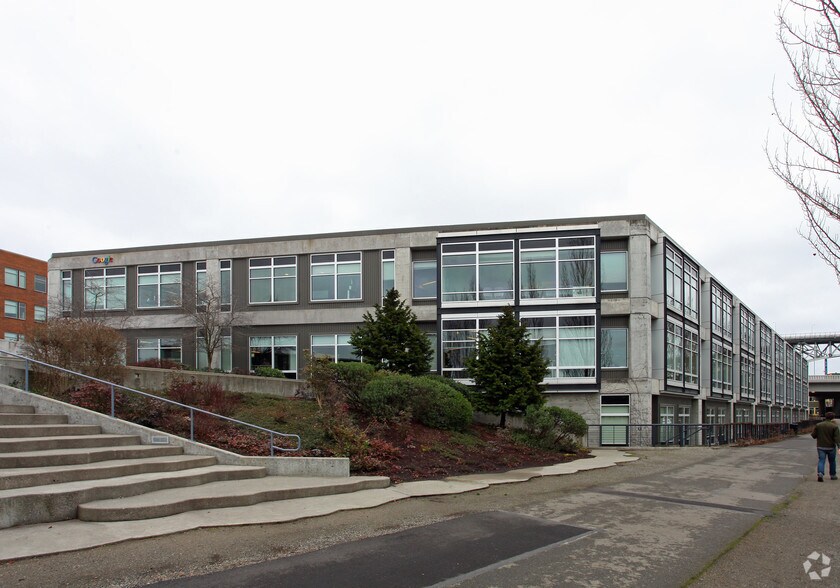651 N 34th St, Seattle, WA à louer - Photo de l’immeuble – Image 2 sur 8