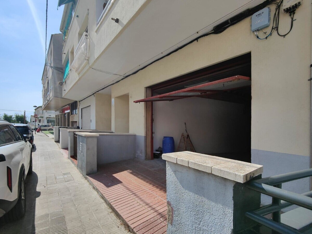 Cunit, TAR 43881 - Lot 1 -  - Photo intérieure - Image 1 of 10