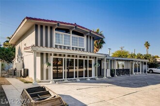 3847 S Eastern Ave, Las Vegas, NV à louer Photo intérieure– Image 1 sur 19