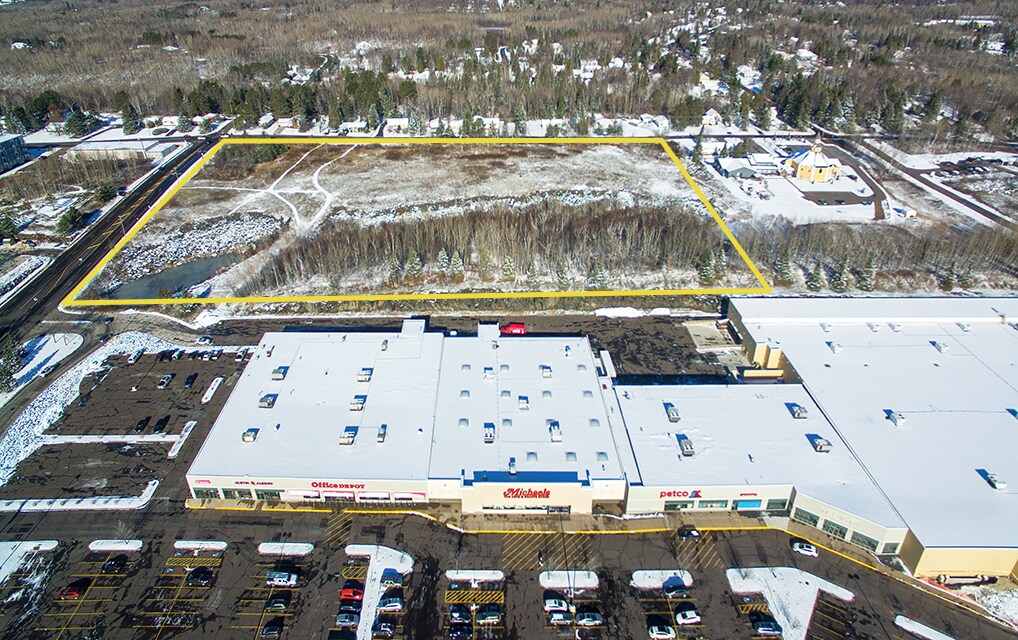 xxx Maple Grove, Duluth, MN à vendre Photo principale– Image 1 sur 4
